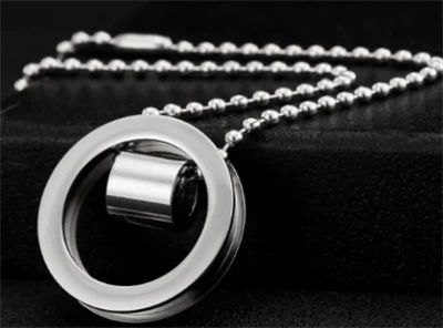 Pri Titàn Bijou (Piercing Titanium Bijou, Pi Titàn Bijou)